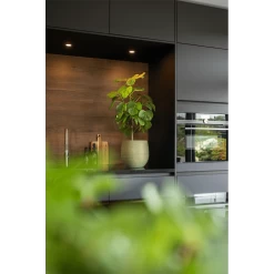 Bloempot Lydia - D26 X H26cm - Shiny Green 5 Bloempot Lydia - D26 X H26cm - Shiny Green -Groene Tuin Verkoop bloempot lydia shiny green bloempot 3