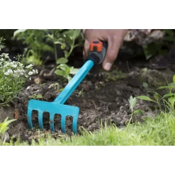 Combisysteem Handharkje - Gardena -Groene Tuin Verkoop combisysteem handharkje gardena 4 4