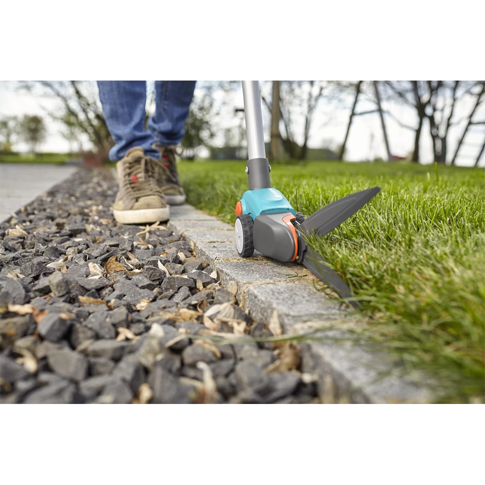 Comfort Grasschaar Op Steel - Draaibaar - Gardena 7 Comfort Grasschaar Op Steel - Draaibaar - Gardena - Afbeelding 7