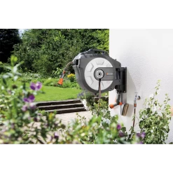 Roll-up Auto Met Broes - 35m - Wit - Gardena -Groene Tuin Verkoop roll up auto met broes 35m wit gardena 3 9