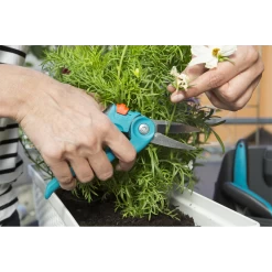 Snoeischaar Balkon - Gardena 8 Snoeischaar Balkon - Gardena -Groene Tuin Verkoop snoeischaar balkon gardena 4 7