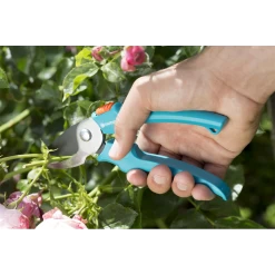 Snoeischaar Classic - Gardena 8 Snoeischaar Classic - Gardena -Groene Tuin Verkoop snoeischaar classic gardena 4 7