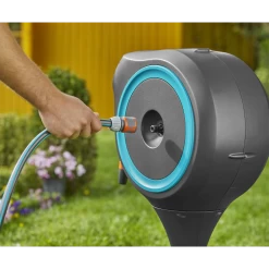 Tuinslangbox RollUp - M - 20m - Blauw - Gardena -Groene Tuin Verkoop tuinslangbox rollup m 20m blauw gardena 6 7