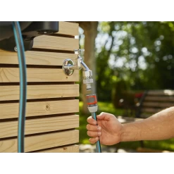 Wandslangenbox RollUp - XL - 35m - Blauw - Gardena 9 Wandslangenbox RollUp - XL - 35m - Blauw - Gardena -Groene Tuin Verkoop wandslangenbox rollup xl 35m blauw gardena 4 7