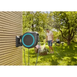 Wandslangenbox RollUp - XL - 35m - Blauw - Gardena 11 Wandslangenbox RollUp - XL - 35m - Blauw - Gardena -Groene Tuin Verkoop wandslangenbox rollup xl 35m blauw gardena 6 6
