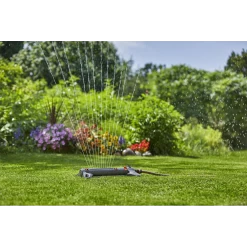 Zwenksproeier AquaZoom - S - Gardena -Groene Tuin Verkoop zwenksproeier aquazoom s gardena 5 8